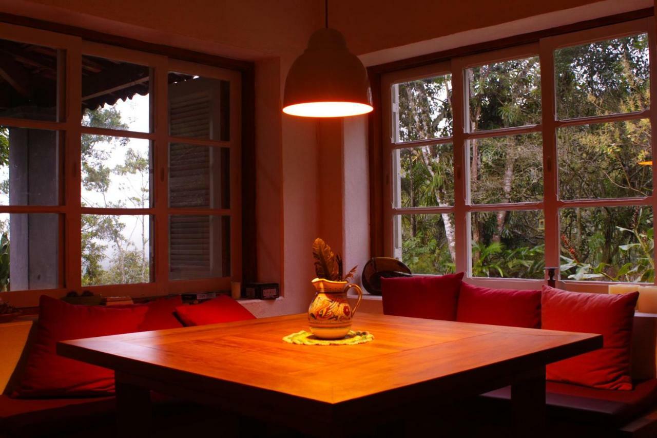 Quarto Varanda - Residencia Gaia Itatiaia Itatiaia  Luaran gambar