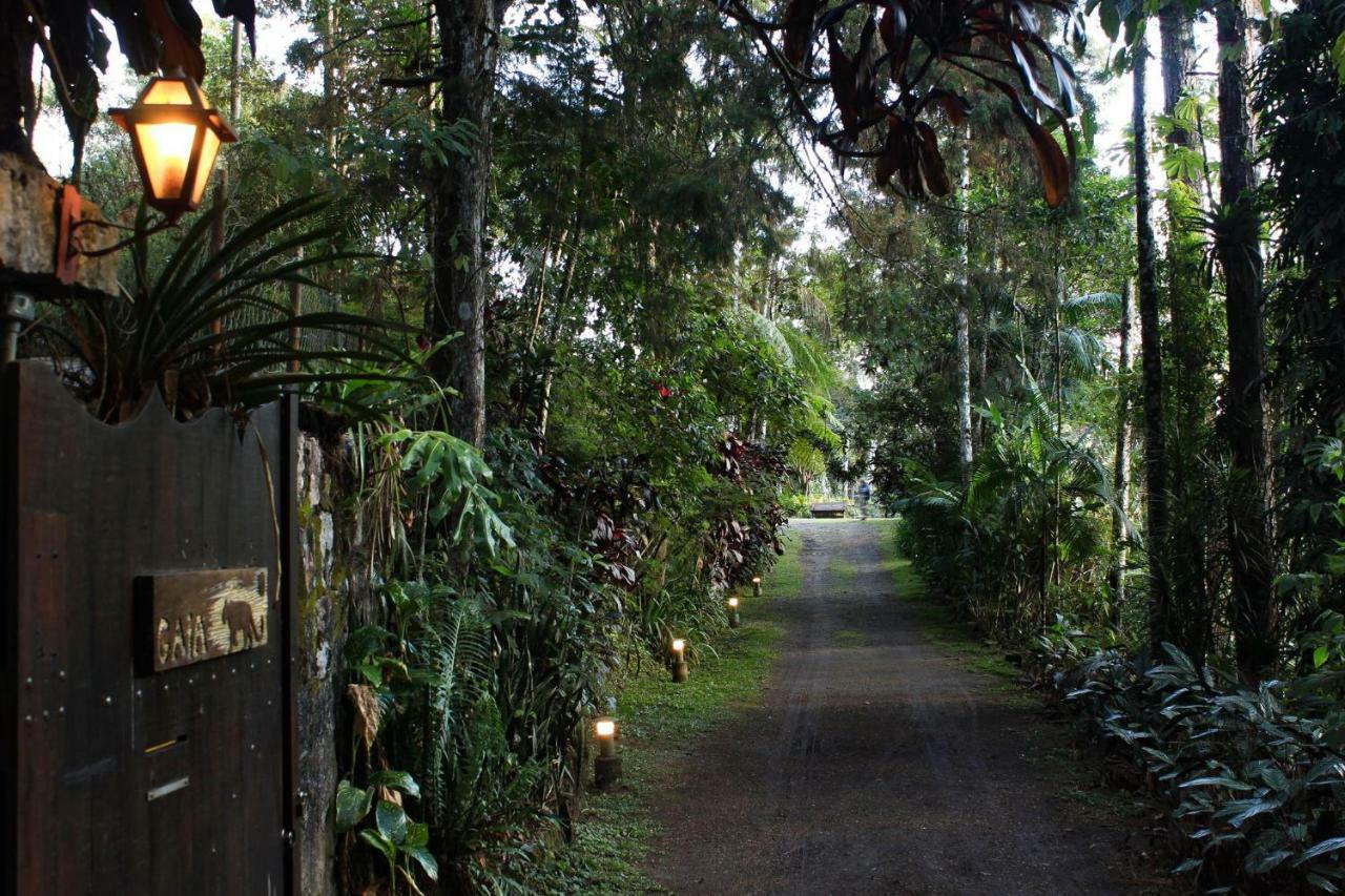 Quarto Varanda - Residencia Gaia Itatiaia Itatiaia  Luaran gambar